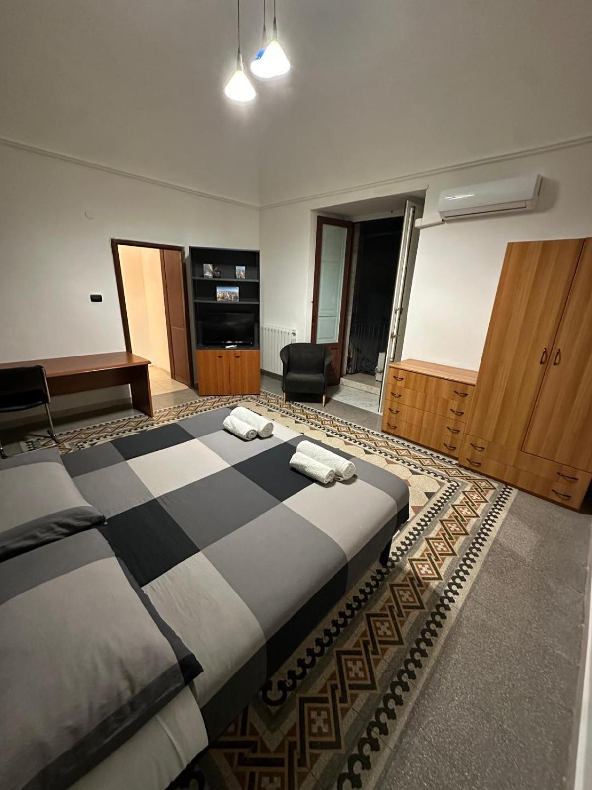 מלון קטאניה Agata House מראה חיצוני תמונה